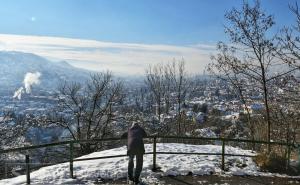 Sarajevo, podno Trebevića: Hladan decembarski dan "počastilo" sunce